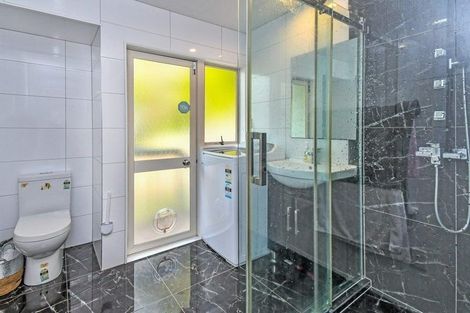 Photo of property in 15 Lowburn Place, Clover Park, Auckland, 2019