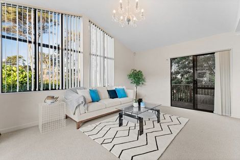 Photo of property in 64 San Valentino Drive, Henderson, Auckland, 0612