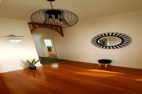 Photo of property in 7 Cameron Street, Takapuna, Auckland, 0622