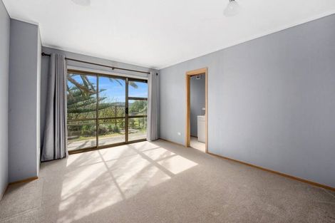 Photo of property in 380 Paremoremo Road, Paremoremo, Auckland, 0632