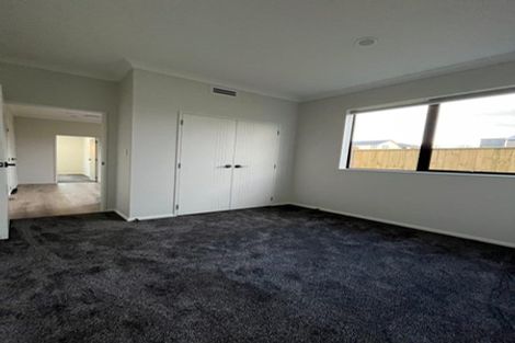 Photo of property in 2/9 Pratt Street, Papakura, 2110