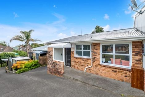 Photo of property in 3b Kelvyn Grove, Hillpark, Auckland, 2102