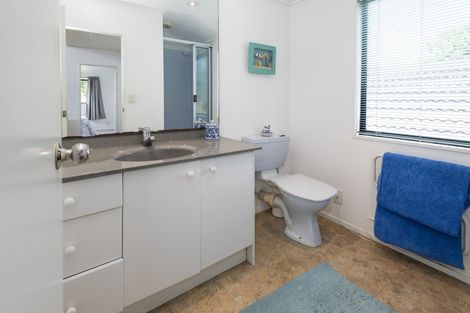 Photo of property in 7 Sheffield Place, Botany Downs, Auckland, 2010