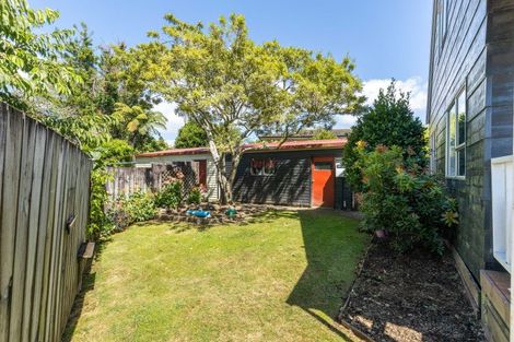 Photo of property in 38 Konini Street, Inglewood, 4330