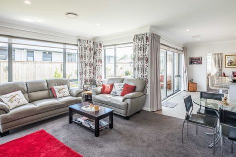 Photo of property in 12 Christow Court, Paraparaumu, 5032