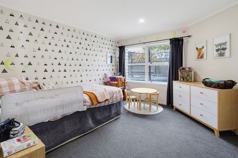 Photo of property in 9 Majestic Way, Kelvin Grove, Palmerston North, 4414