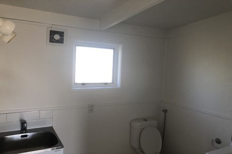 Photo of property in 151 Bruce Mclaren Road, Henderson, Auckland, 0612