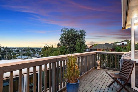 Photo of property in 138 Bellevue Road, Brookfield, Tauranga, 3110
