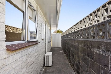 Photo of property in 5a Webster Street, Westown, New Plymouth, 4310