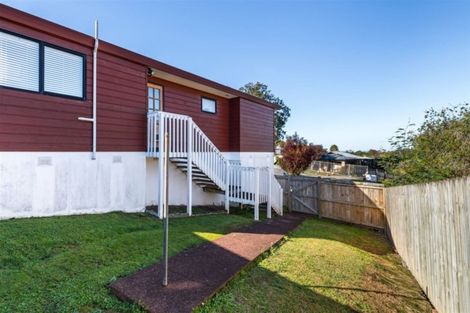 Photo of property in 34 Garton Drive, Massey, Auckland, 0614