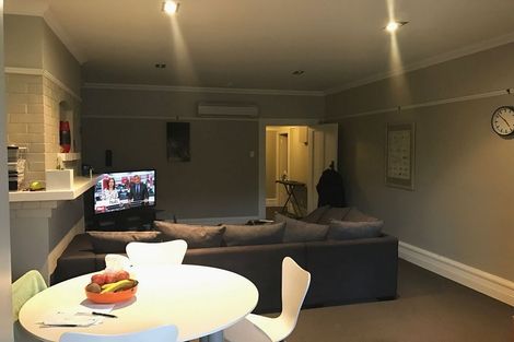 Photo of property in 4/264 High Street, Dunedin Central, Dunedin, 9016