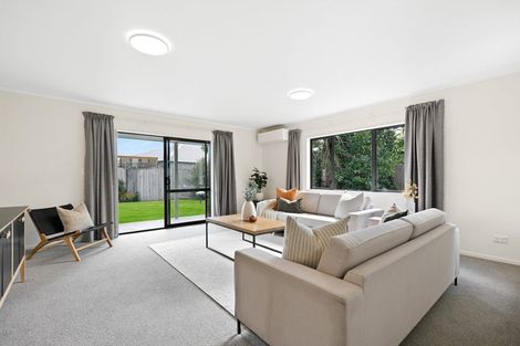 Photo of property in 15 Aldona Place, Fairview Downs, Hamilton, 3214