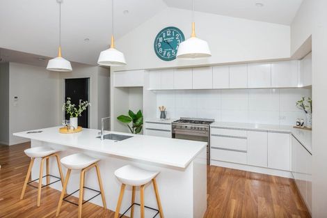 Photo of property in 12 Kentwood Place, Flagstaff, Hamilton, 3210