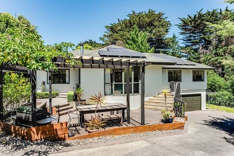 Photo of property in 4 Joseph Banks Drive, Whitby, Porirua, 5024