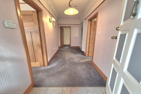 Photo of property in 22 Rossiter Avenue, Waterloo, Lower Hutt, 5011