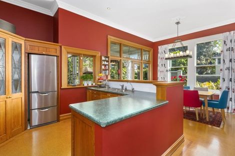 Photo of property in 123 Highgate, Roslyn, Dunedin, 9010