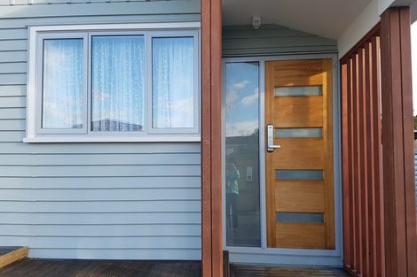 Photo of property in 129 Riverpark Crescent, Henderson, Auckland, 0610