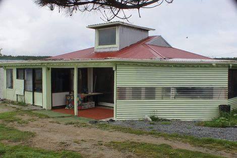Photo of property in 7 Dune Crescent, Oreti Beach, Invercargill, 9879