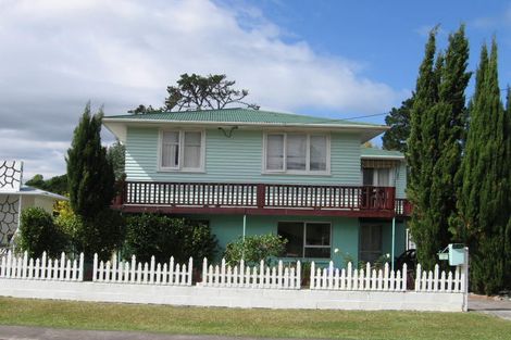Photo of property in 9 Palmer Avenue, Glen Eden, Auckland, 0602