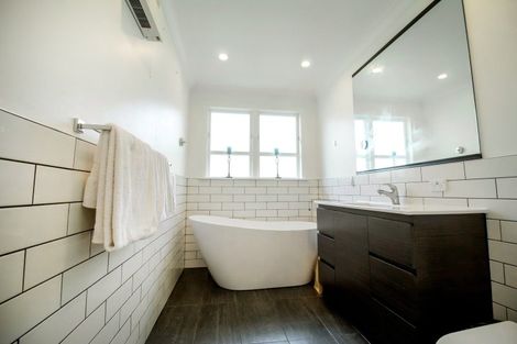 Photo of property in 51 Lincoln Street, Ashhurst, 4810