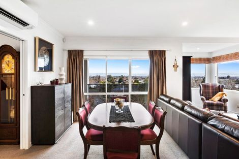 Photo of property in 17 Iona Road, Havelock North, 4130