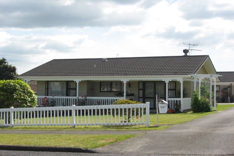 Photo of property in 1/28 Hall Street, Pukekohe, 2120
