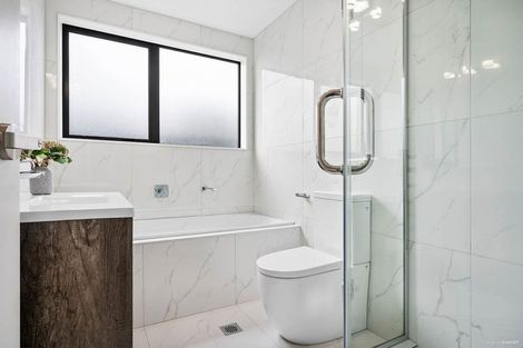 Photo of property in 28b Goodfellow Lane, Flat Bush, Auckland, 2019