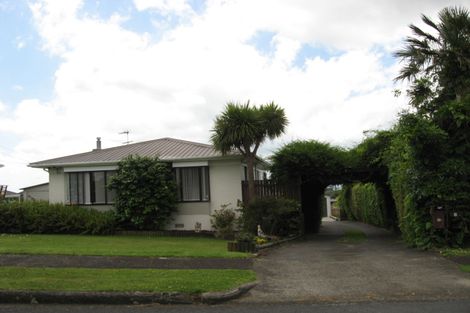 Photo of property in 5 Bilkey Avenue, Pukekohe, 2120