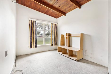 Photo of property in 59 Birdwood Road East, Pukekohe, 2120