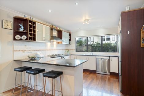 Photo of property in 17 Virginia Street, Henderson, Auckland, 0612