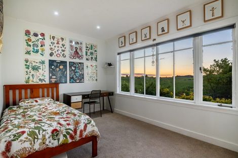 Photo of property in 44 Arone Way, Wainui, Silverdale, 0994