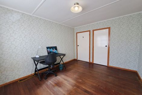 Photo of property in 357 Cambridge Terrace, Naenae, Lower Hutt, 5011