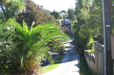 Photo of property in 2/716 Beach Road, Browns Bay, Auckland, 0630