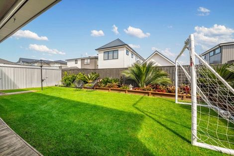 Photo of property in 6b Dale Road, Whenuapai, Auckland, 0618