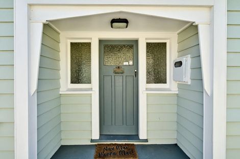 Photo of property in 22 Central Terrace, Alicetown, Lower Hutt, 5010