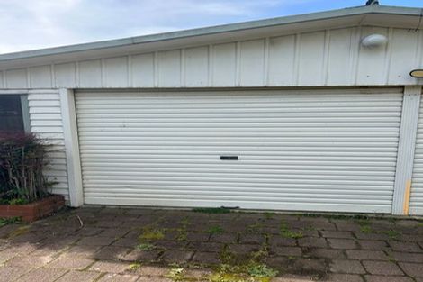 Photo of property in 14 Yeoman Place, Howick, Auckland, 2014