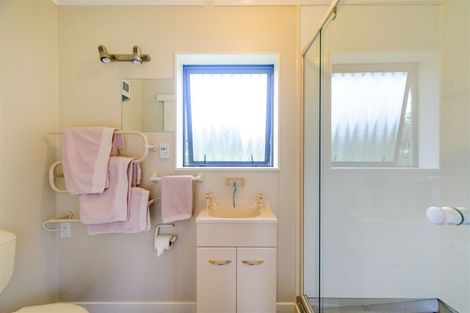 Photo of property in 981 Roberts Line, Bunnythorpe, Palmerston North, 4478