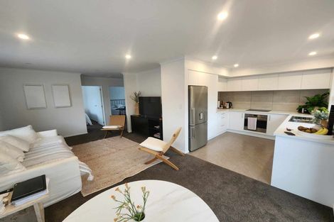 Photo of property in 25 Applemoors Way, Riverhead, 0820