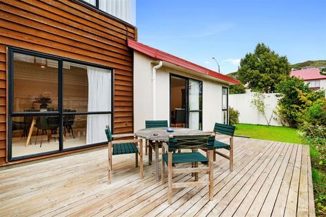 Photo of property in 147 Westchester Drive, Churton Park, Wellington, 6037