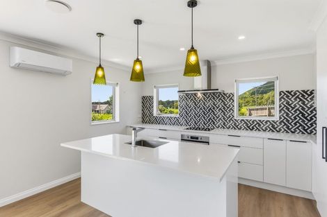 Photo of property in 1 Te Naihi Place, Paraparaumu, 5032