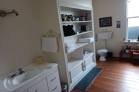 Photo of property in 110 Peel Street, Westport, 7825