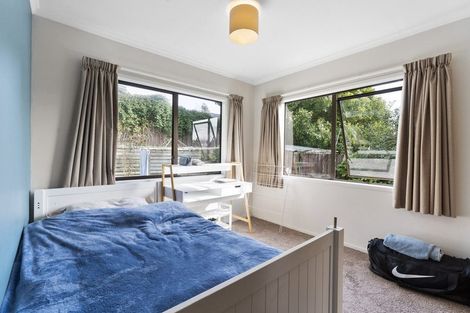 Photo of property in 6 Winstone Place, Highlands Park, New Plymouth, 4312