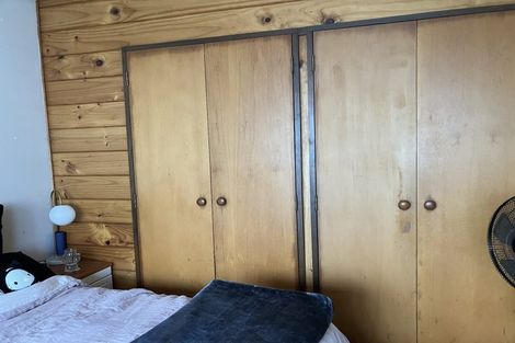 Photo of property in 4/52 Kelburn Parade, Kelburn, Wellington, 6012