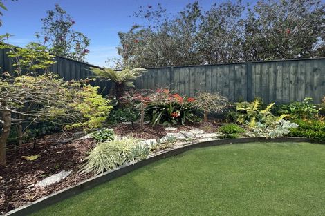 Photo of property in 65 Capriana Drive, Karaka, Papakura, 2113