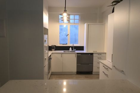 Photo of property in 1/154 Oriental Parade, Oriental Bay, Wellington, 6011