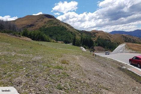 Photo of property in 8 Florence Close, Queenstown Hill, Queenstown, 9300