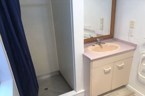 Photo of property in 2 Birkhall Grove, Strathmore Park, Wellington, 6022