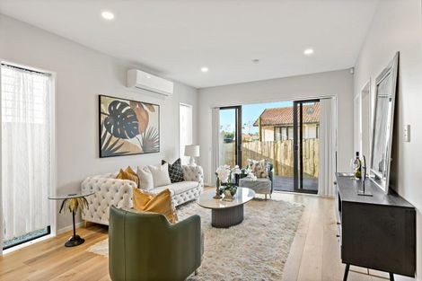 Photo of property in 24b Poinsettia Place, Henderson, Auckland, 0610