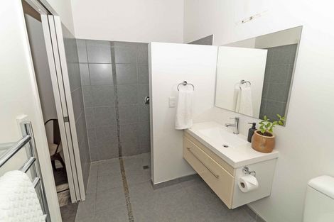 Photo of property in 1 Lakeside Terrace, Westport, 7892