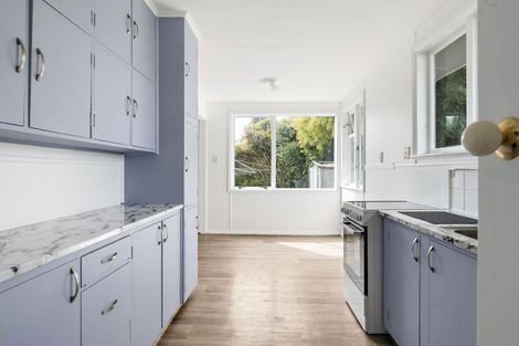 Photo of property in 2 Butler Place, Fairfield, Hamilton, 3214